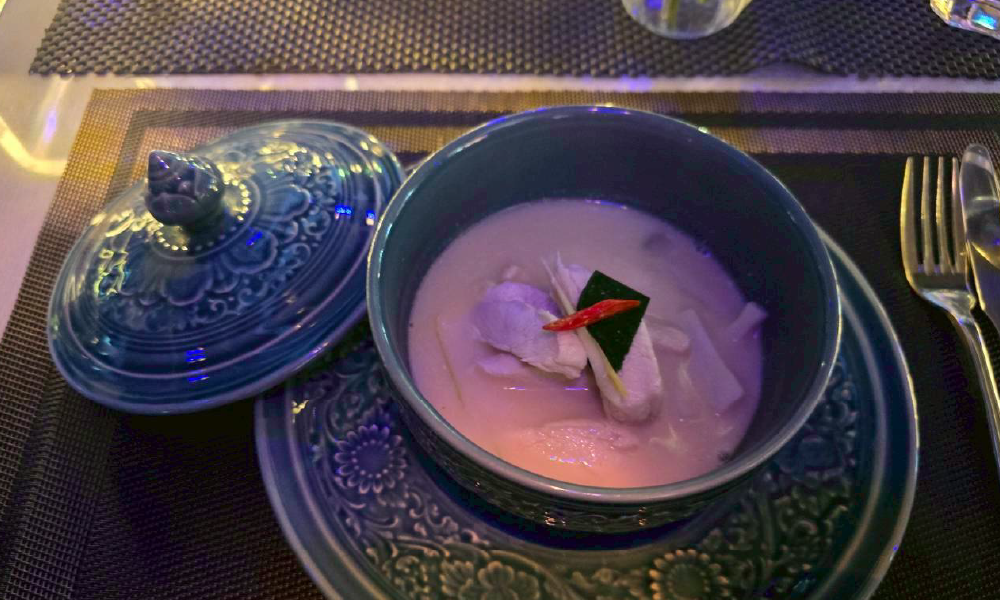 Bangkok Bustaurant – Luxury Sunset & Night Dining Experience