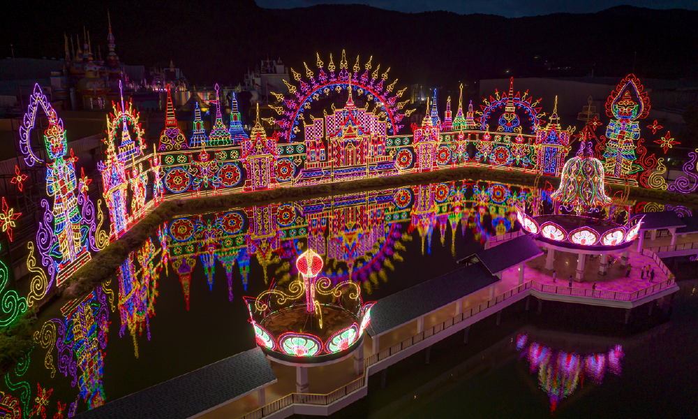 Carnival Magic Phuket – The World’s First Thai Carnival Theme Park