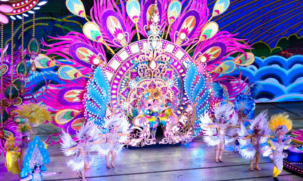 Carnival Magic Phuket – The World’s First Thai Carnival Theme Park