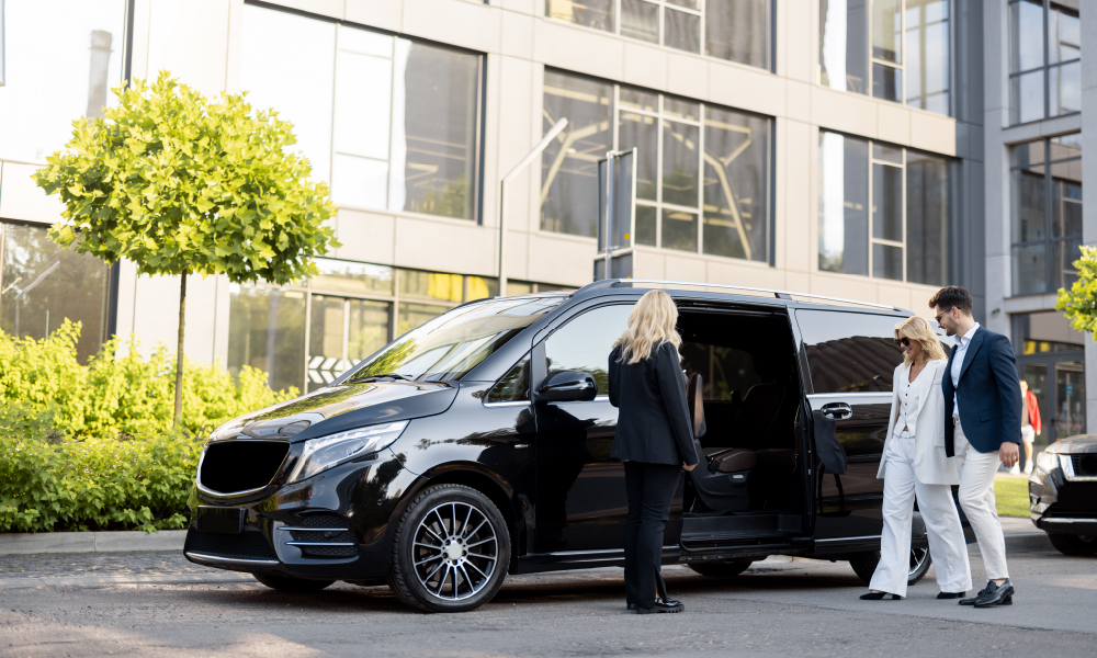 Bangkok Private Airport Transfer – Van or Bus Service