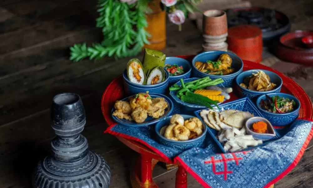 Exquisite Khantoke Dinner Experience (Self-Guide)